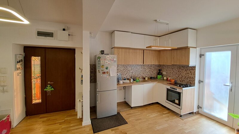 Bragadiru, casa 4 camere cu 4 bai si incalzire in pardoseala.